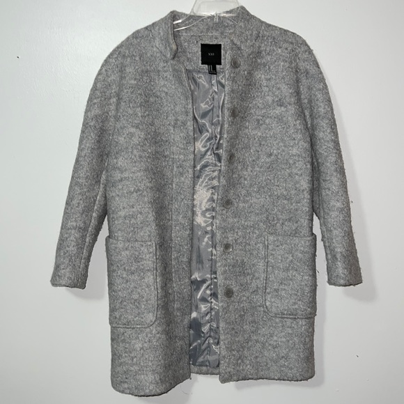 Forever 21 Jackets & Blazers - Forever 21- Gray Single-Breasted Double Pocket Wool Blend Coat